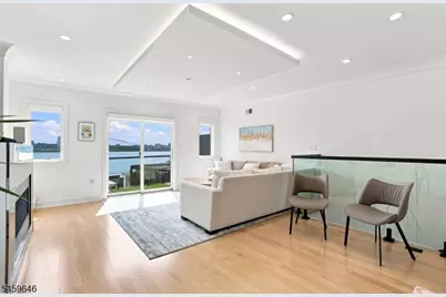 1439 River Rd #1, Edgewater, NJ 07020 - Photo 3