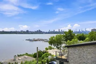1439 River Rd, Edgewater, NJ 07020 - Photo 37