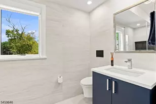 1439 River Rd, Edgewater, NJ 07020 - Photo 19