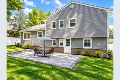 35 Bender Dr #1, Clifton, NJ 07013 - Photo 5