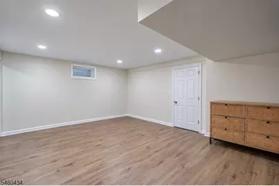 35 Bender Dr #1, Clifton, NJ 07013 - Photo 31