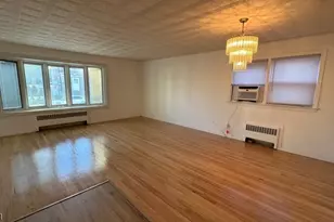 43 Oakwood Ave, Bloomfield, NJ 07003 - Photo 3