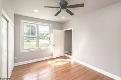 81 Belview Rd, Lopatcong Township, NJ 08865 - Photo 17