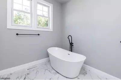 81 Belview Rd, Lopatcong Township, NJ 08865 - Photo 25