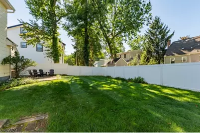 2375 Whittier Ave, Scotch Plains Township, NJ 07076 - Photo 17