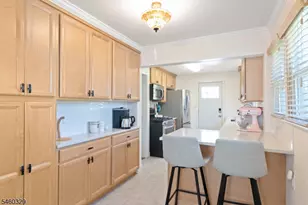 2375 Whittier Ave, Scotch Plains Township, NJ 07076 - Photo 3