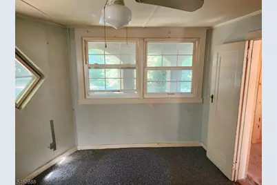 30 N Riverview Ave, Knowlton Township, NJ 07832 - Photo 9