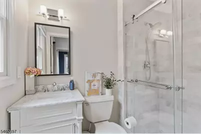 15 Almroth Dr, Wayne, NJ 07470 - Photo 25