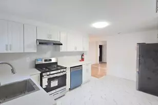 76 Baldwin Pl, Belleville, NJ 07109 - Photo 3