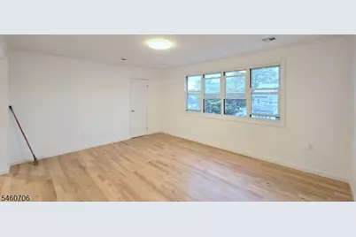 76 Baldwin Pl #2, Belleville, NJ 07109 - Photo 5