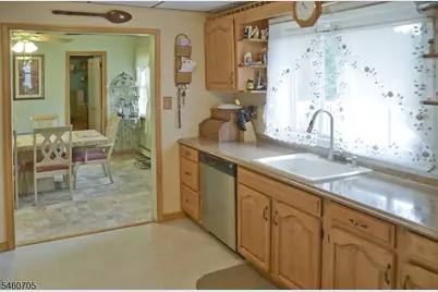 7 Salmon Lane, Roxbury Township, NJ 07852 - Photo 5