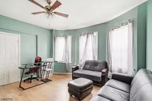 1053 Sanford Ave, Irvington, NJ 07111 - Photo 19