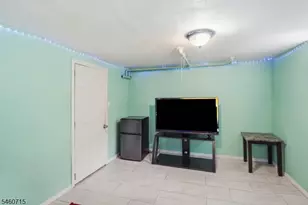 1053 Sanford Ave, Irvington, NJ 07111 - Photo 41