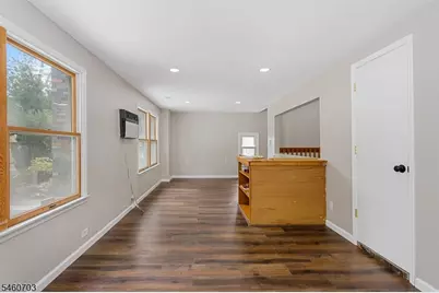 10 Cayuga Trl, Wayne, NJ 07470 - Photo 19