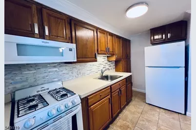 519 Brooklawn Ave #H2, Roselle, NJ 07203 - Photo 9