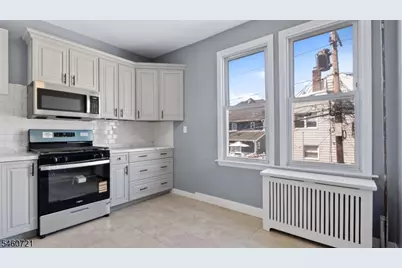 19 Newfield #2, East Orange, NJ 07017 - Photo 3