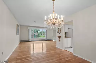 2 Tanglewood Dr, East Hanover Township, NJ 07936 - Photo 7