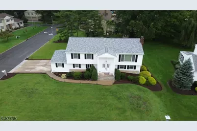 2 Tanglewood Dr, East Hanover Township, NJ 07936 - Photo 31