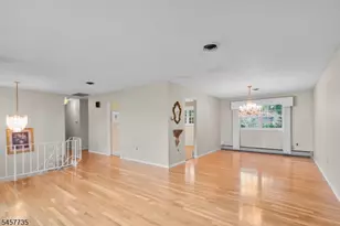 2 Tanglewood Dr, East Hanover Township, NJ 07936 - Photo 9