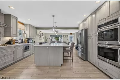 66 Redwood Ave, Wayne, NJ 07470 - Photo 5