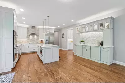10 Massola Dr, Wayne, NJ 07470 - Photo 11