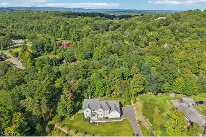 10 Massola Dr, Wayne, NJ 07470 - Photo 41