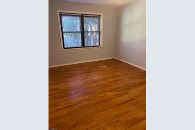 1105 N Oaks Blvd, North Brunswick Township, NJ 08902 - Photo 9