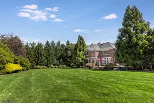 14 Grasmere Ct, Livingston, NJ 07039 - Photo 45