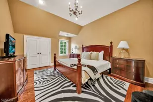 14 Grasmere Ct, Livingston, NJ 07039 - Photo 35