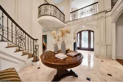 14 Grasmere Ct, Livingston, NJ 07039 - Photo 3