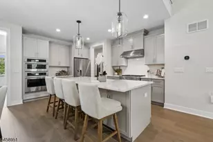 8 Hawfinch Dr, Berkeley Heights Township, NJ 07922 - Photo 7