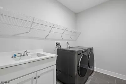 8 Hawfinch Dr, Berkeley Heights Township, NJ 07922 - Photo 33