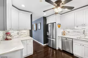 72 Whisper Way E, Roxbury Township, NJ 07852 - Photo 3