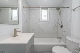 73 Clinton Pl, Hackensack, NJ 07601 - Photo 9
