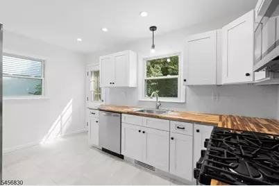 61 Bellot Rd, Ringwood, NJ 07456 - Photo 5