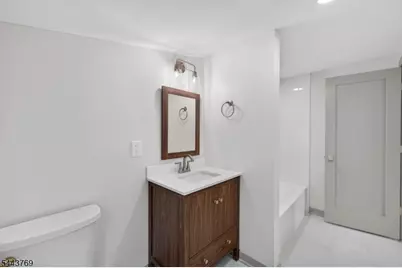 15 Elberta Rd, Maplewood, NJ 07040 - Photo 41