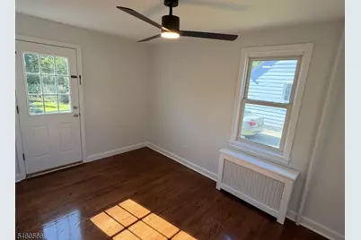 9 Hunter St, Roxbury Township, NJ 07876 - Photo 7