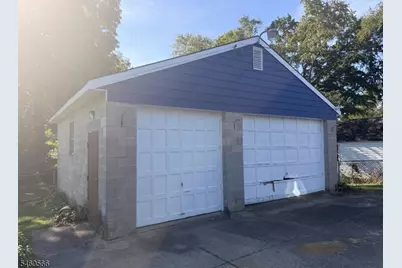 9 Hunter St, Roxbury Township, NJ 07876 - Photo 13