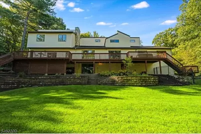 2 Round Hill Ter, Kinnelon, NJ 07405 - Photo 5
