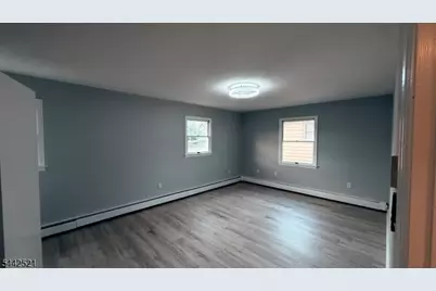 35 Fiat Ave, Woodbridge Township, NJ 08830 - Photo 23