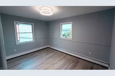 35 Fiat Ave, Woodbridge Township, NJ 08830 - Photo 25