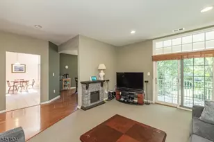 121 Turlington Ct, Livingston, NJ 07039 - Photo 7