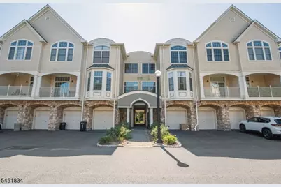 121 Turlington Ct, Livingston, NJ 07039 - Photo 1