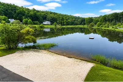 4 Upper Lake Rd, Jefferson Township, NJ 07438 - Photo 3