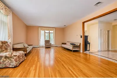 4 Upper Lake Rd, Jefferson Township, NJ 07438 - Photo 9