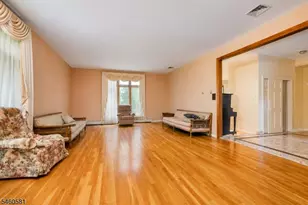4 Upper Lake Rd, Jefferson Township, NJ 07438 - Photo 9