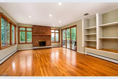 4 Upper Lake Rd, Jefferson Township, NJ 07438 - Photo 11