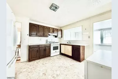 674 Cedar St, Woodbridge Township, NJ 07067 - Photo 7