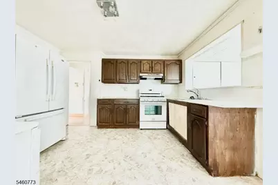 674 Cedar St, Woodbridge Township, NJ 07067 - Photo 9