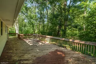 9 Little Paint Way, Byram Township, NJ 07821 - Photo 5